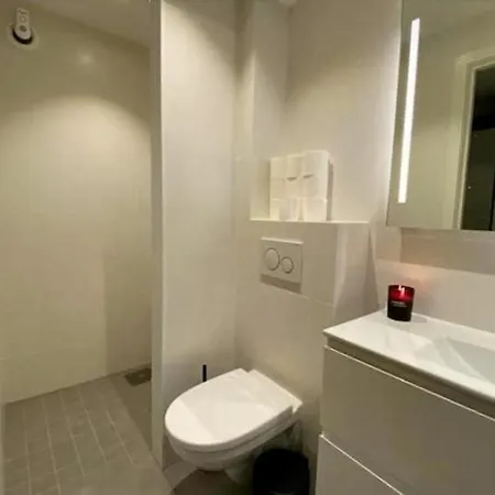 Tromso, Skarvegen 18, Two Bedrooms *